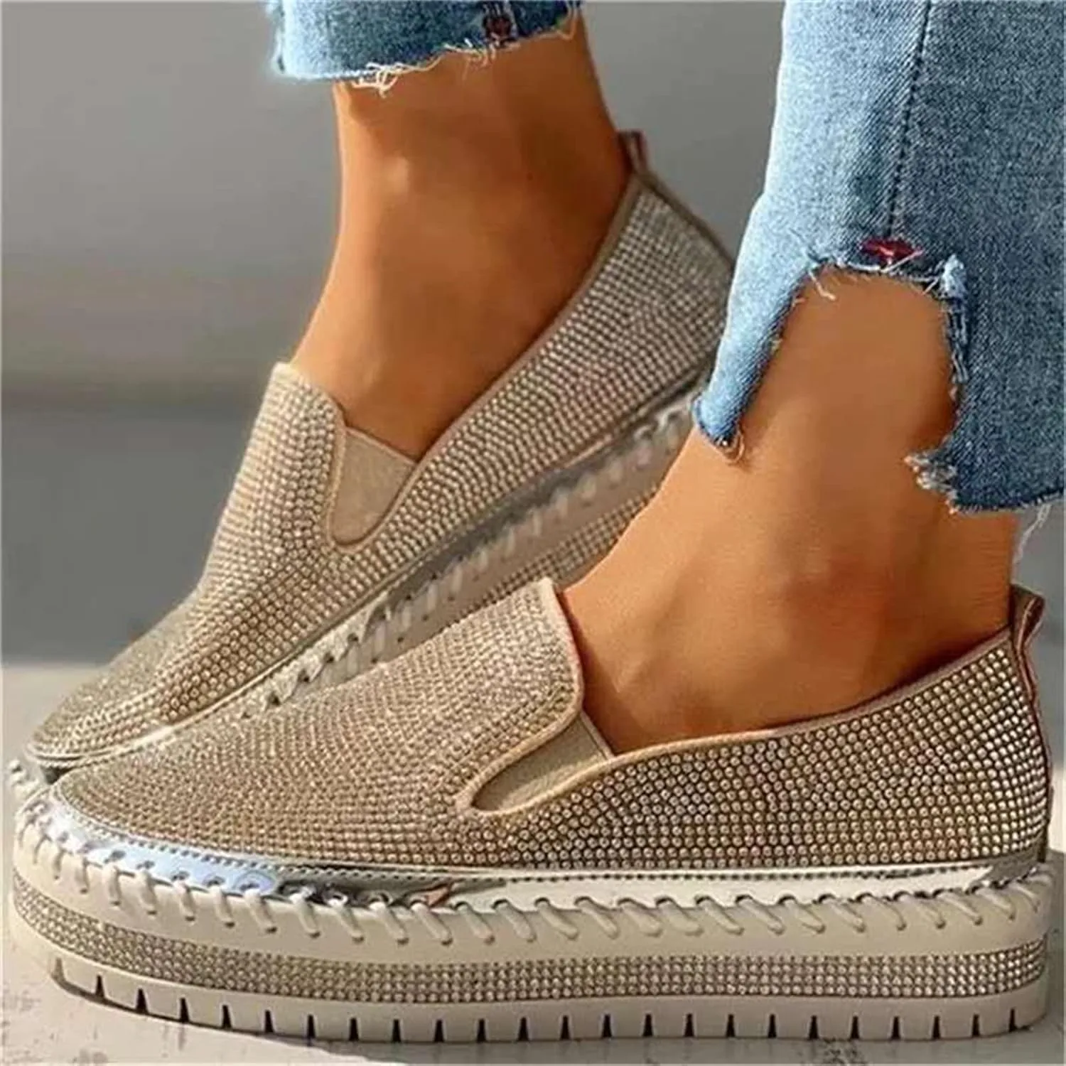 Lausiuoe Shoes For Women Sneakers Fashion Slip On Canvas Loafers Casual Classic Lightweight Comfort Flat Walking Shoes