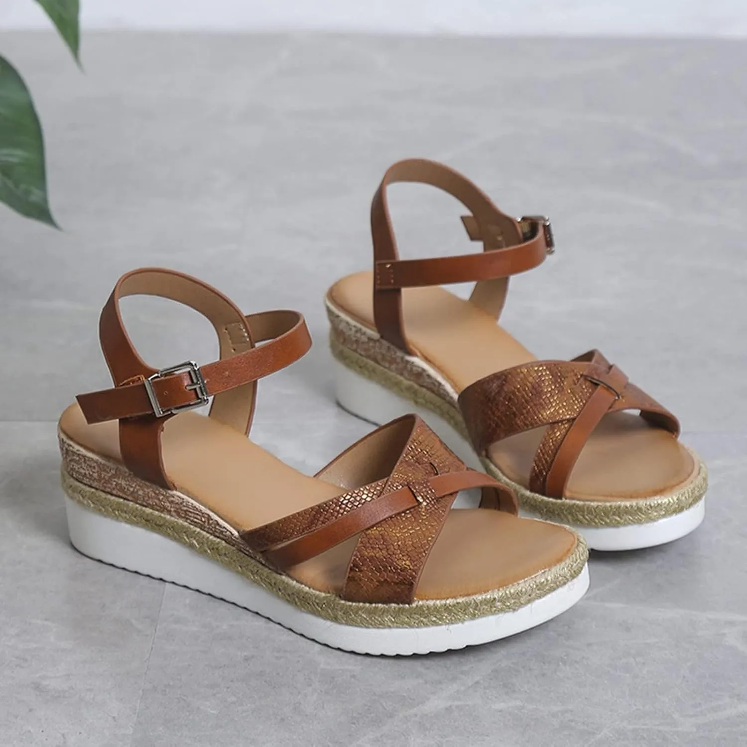 Women Platform Sandals Open Toe Adjustable Buckle Ankle Strap Sandals Casual Arch Support Outdoor Beach Shoes